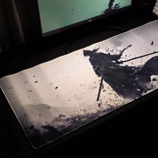 Lone Warrior 900400mm Speed Surface Mouse Pad